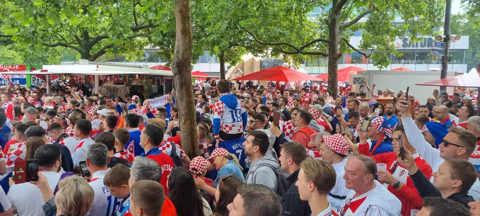 Šibenčani se odlično zabavljaju u Berlinu, s njima i Stipe Bačelić-Grgić