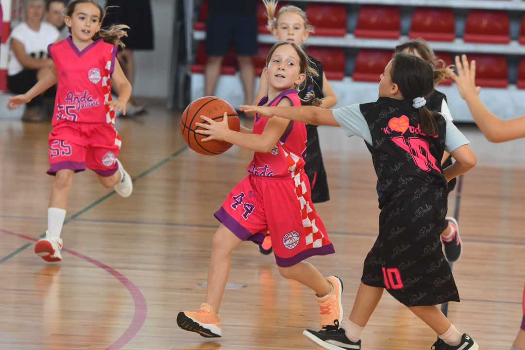 Turnir Akademije Anđa Jelavić: Nagrade uručile hrvatske reprezentativke 