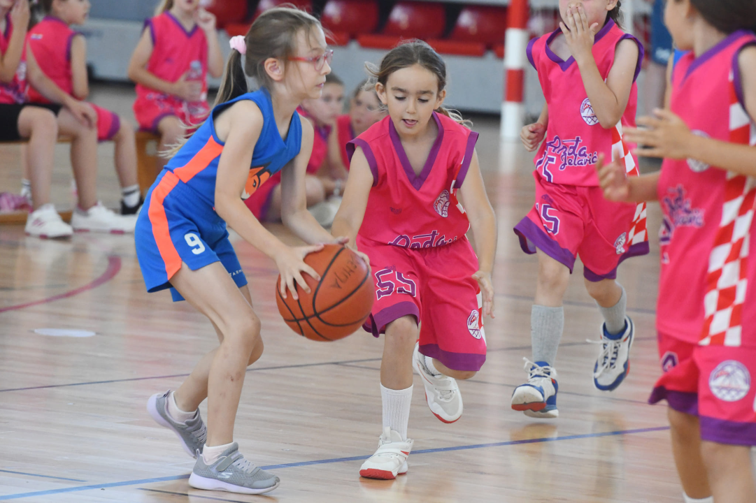 Turnir Akademije Anđa Jelavić: Nagrade uručile hrvatske reprezentativke 