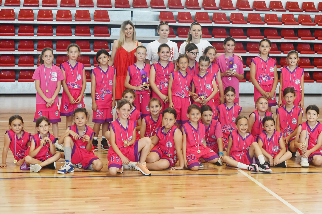 Turnir Akademije Anđa Jelavić: Nagrade uručile hrvatske reprezentativke 