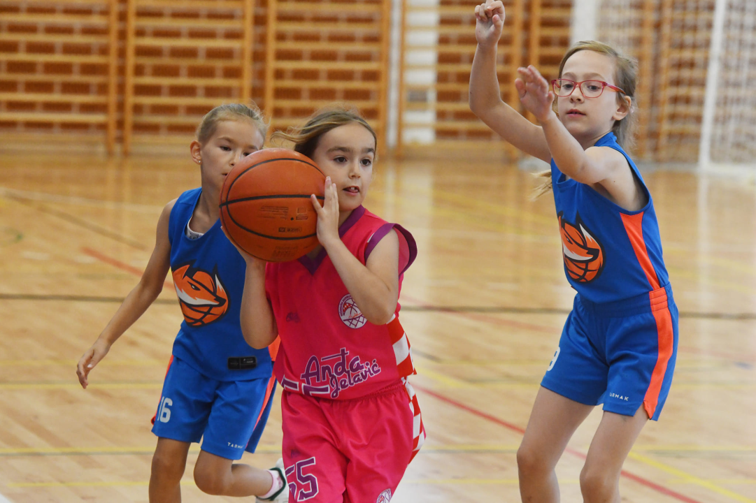 Turnir Akademije Anđa Jelavić: Nagrade uručile hrvatske reprezentativke 