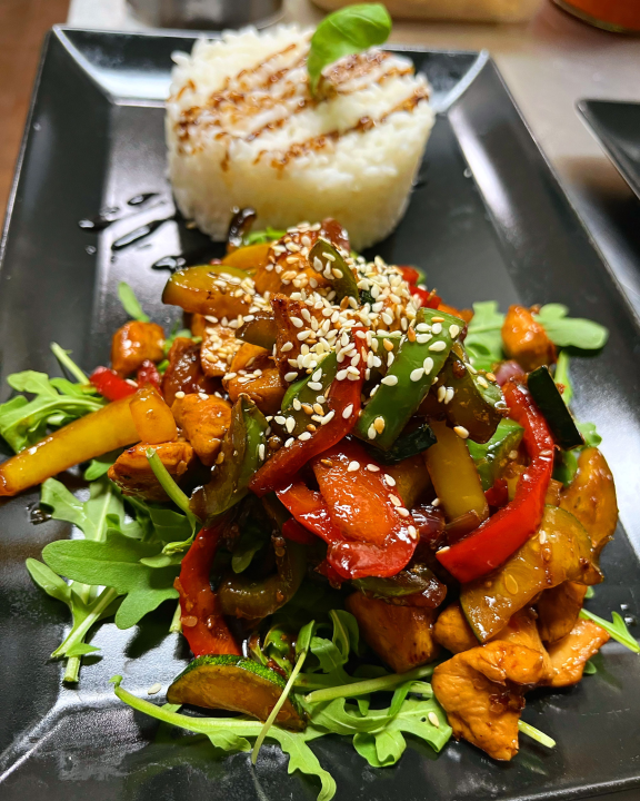 Posjetite Pizzeriju Delfin i uživajte u raznim specijalitetima!