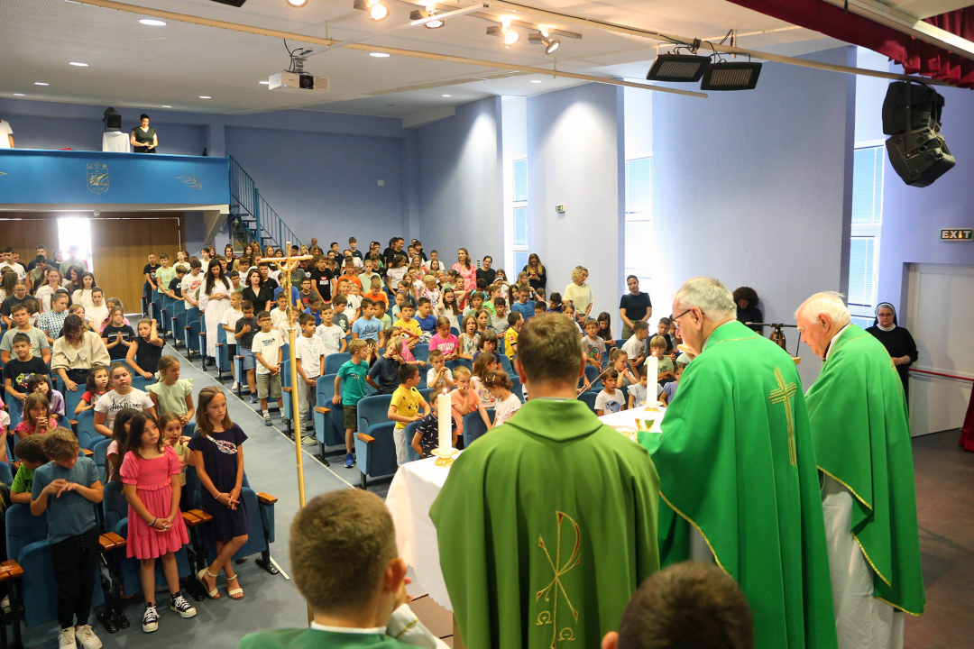 Biskup predvodio misu zahvalnicu za kraj školske godine