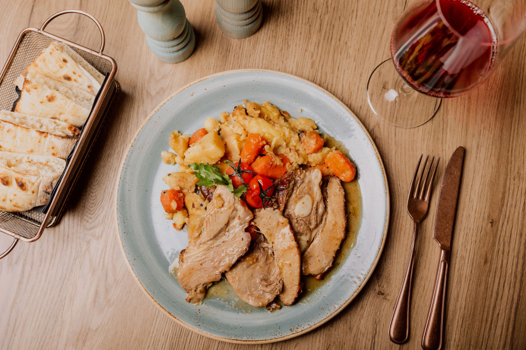 Uživajte u vanjskoj terasi bistroa Kod Starog