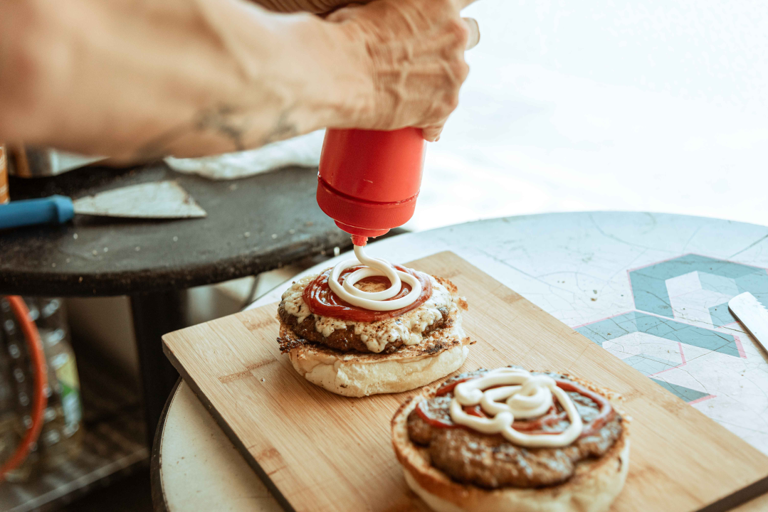 Naručite slasna jela iz Food Studija