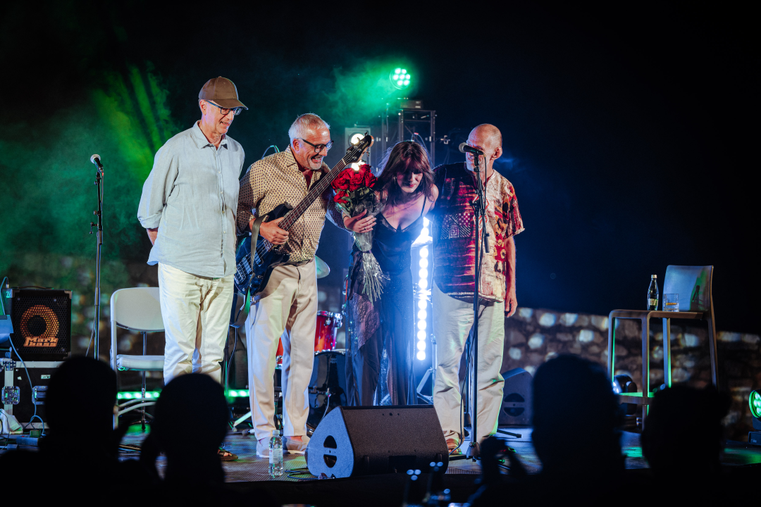 Black Coffee i Ana Uršula Najev na rasprodanom Baroneu: Spoj mladosti i iskustva