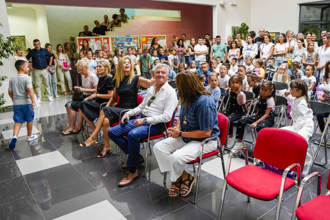 Gradonačelnik Burić pozdravio prvašiće u OŠ Meterize