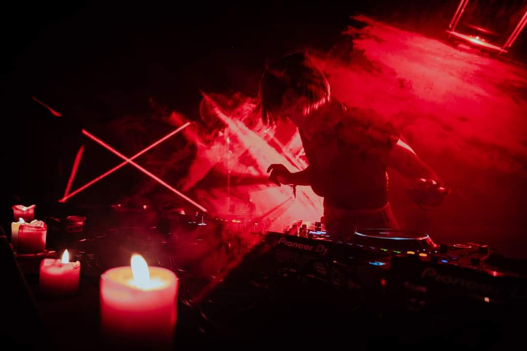 Odlična zabava u Tunelu sinoć s ljudima iz SHIP-a i njihovim uzvanicima iz cijeloga svijeta