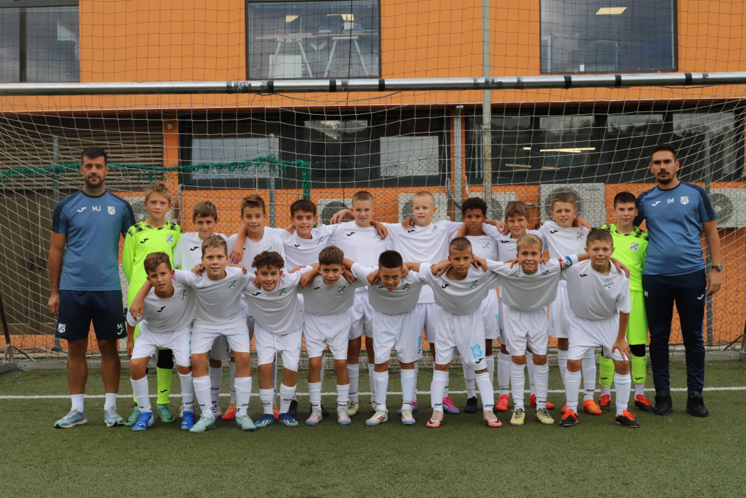 Dječaci Lokomotive i djevojčice iz Stankovaca pobjednici nogometnog turnira na Šubićevcu