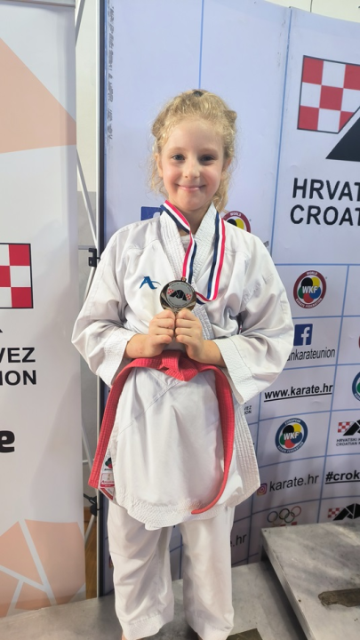 Karatisti Šibenika 1066 na Prvenstvu Hrvatske uzeli pet srebra i šest bronci