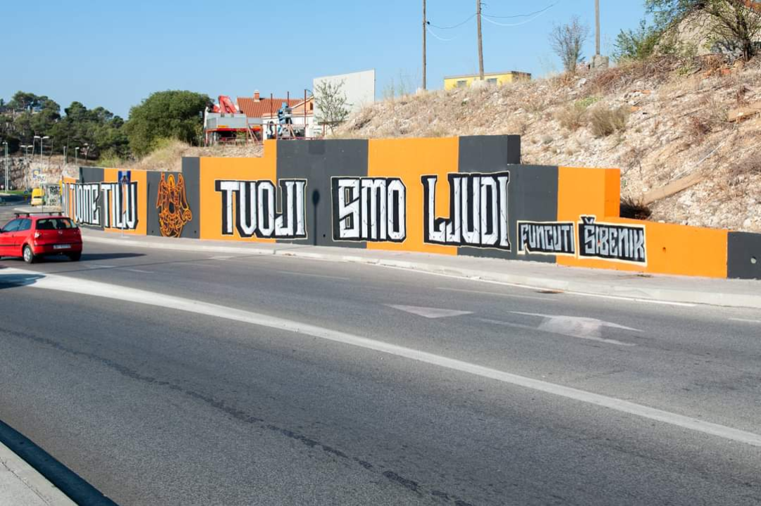 Šibenik diše narančasto: Kvartovi postaju galerije za navijačku umjetnost