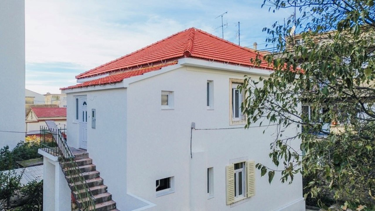 Agencija Palace: Prodaje se dvosoban stan na odličnoj lokaciji 