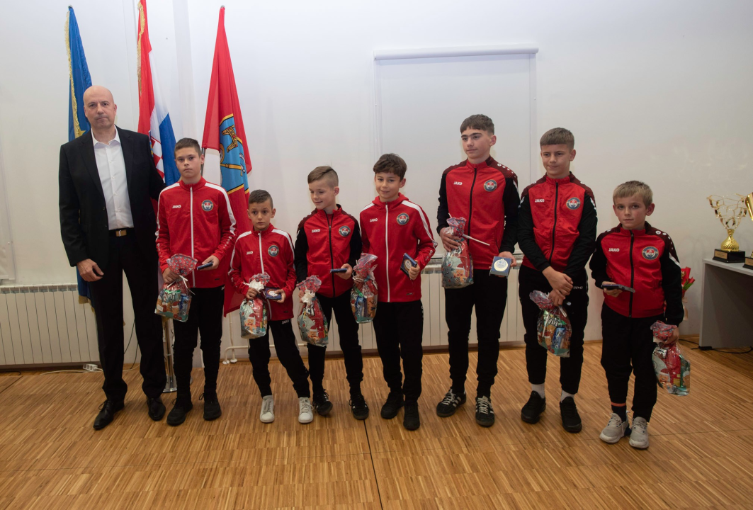 Kninska zajednica sportova dodijelila nagrade nauspješnijim sportašima