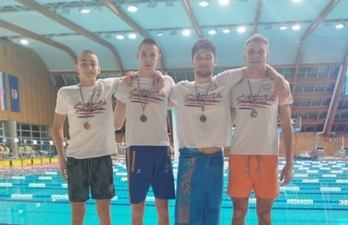 Svih šest plivača Šibenika došlo do postolja na regionalnom natjecanju u Zadru