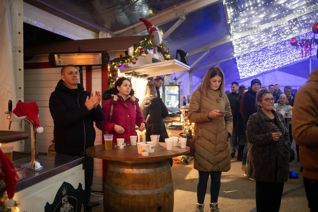 Advent u Kninu i ovaj tjedan nastavlja spajati zajedništvo i blagdanski duh. Provjerite što su pripremili