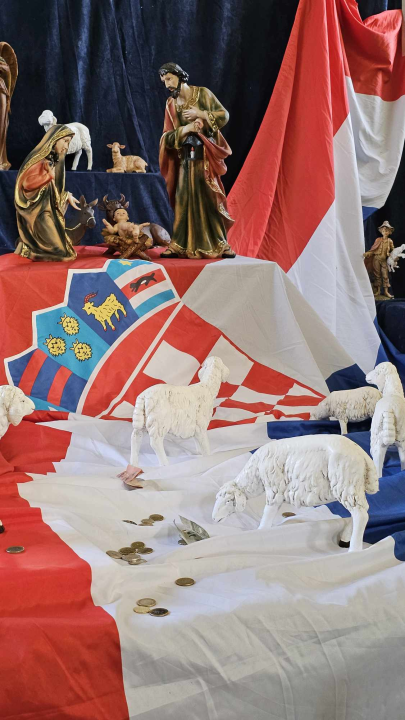 Jaslice u Gospi van Grada poslale jasnu poruku: Ili ste za fritule i istospolne parove ili za Isusa i Hrvatsku