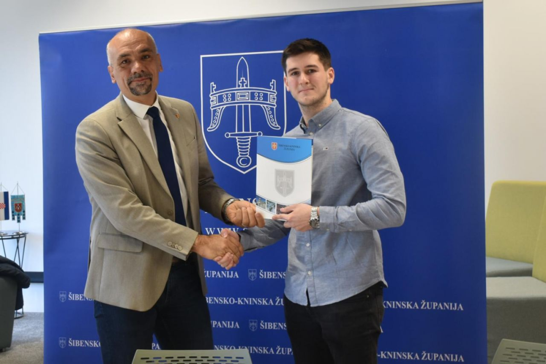 Županija dodijelila 34 učeničke i studentske stipendije