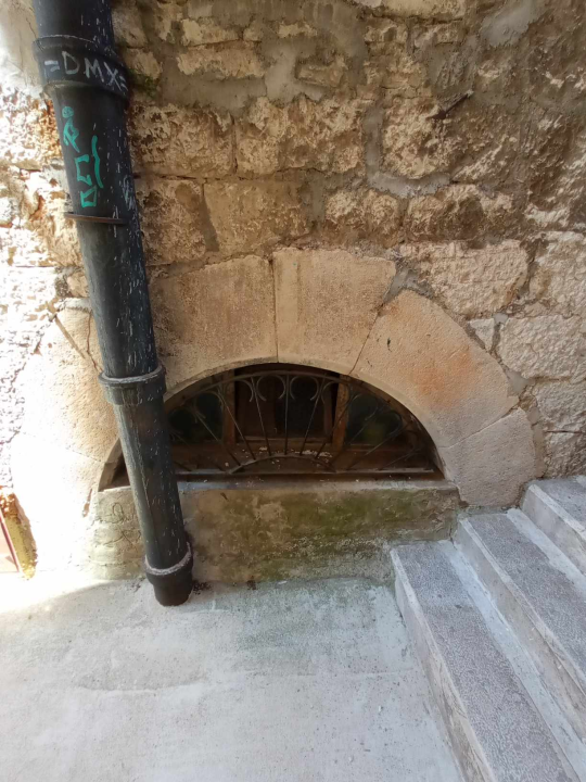 Nova saznanja o romanici u Šibeniku: Razvoj grada kroz arhitektonske nalaze