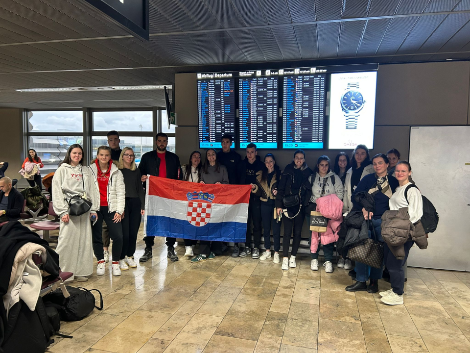 Studijsko putovanje: Šibenski budući medicinski, laboratorijski i farmaceutski tehničari  dva tjedna usvajali znanja u Portugalu