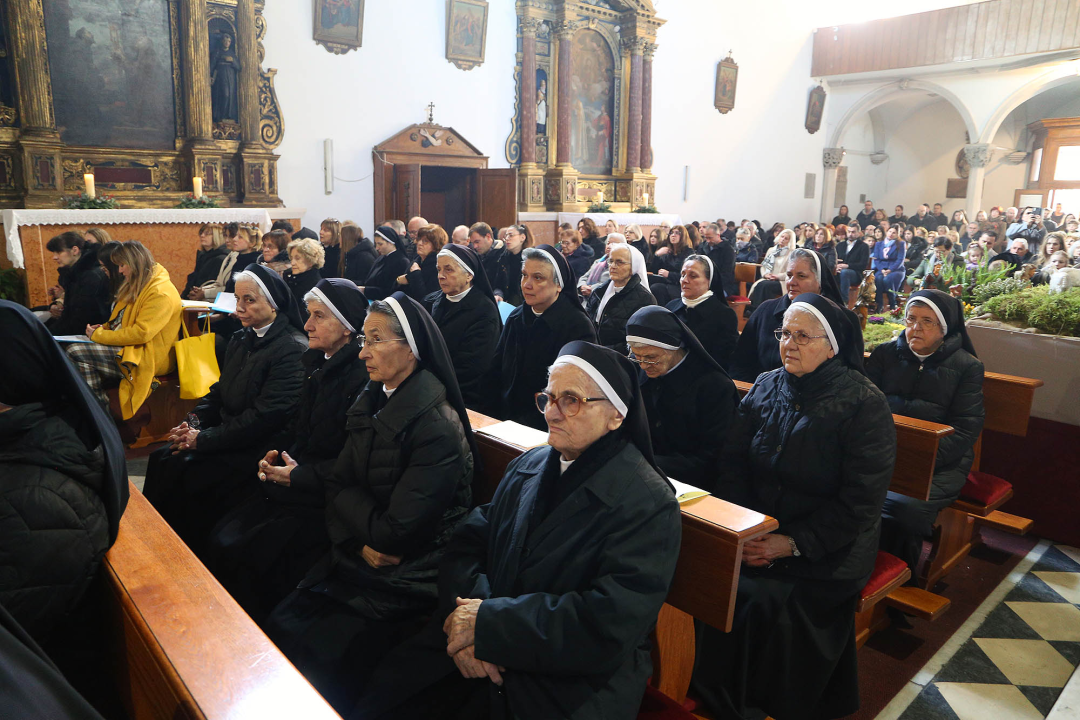 Biskup Tomislav Rogić otvorio Jubilarnu godinu u Šibenskoj biskupiji
