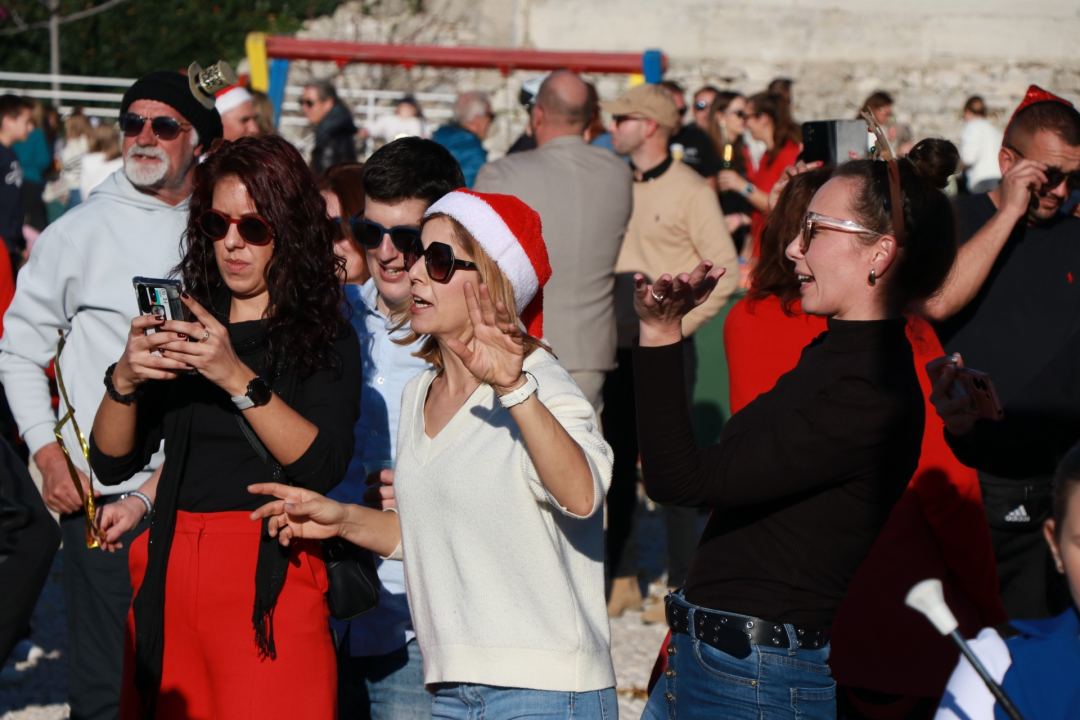 Primošten je glasno i veselo danas ispratio staru godinu 