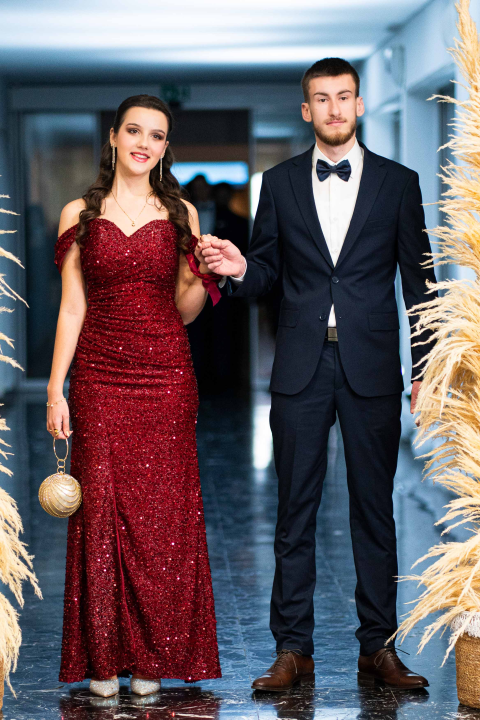 Zavirite na blještavi maturalni ples Turističko-ugostiteljske škole Šibenik (1)