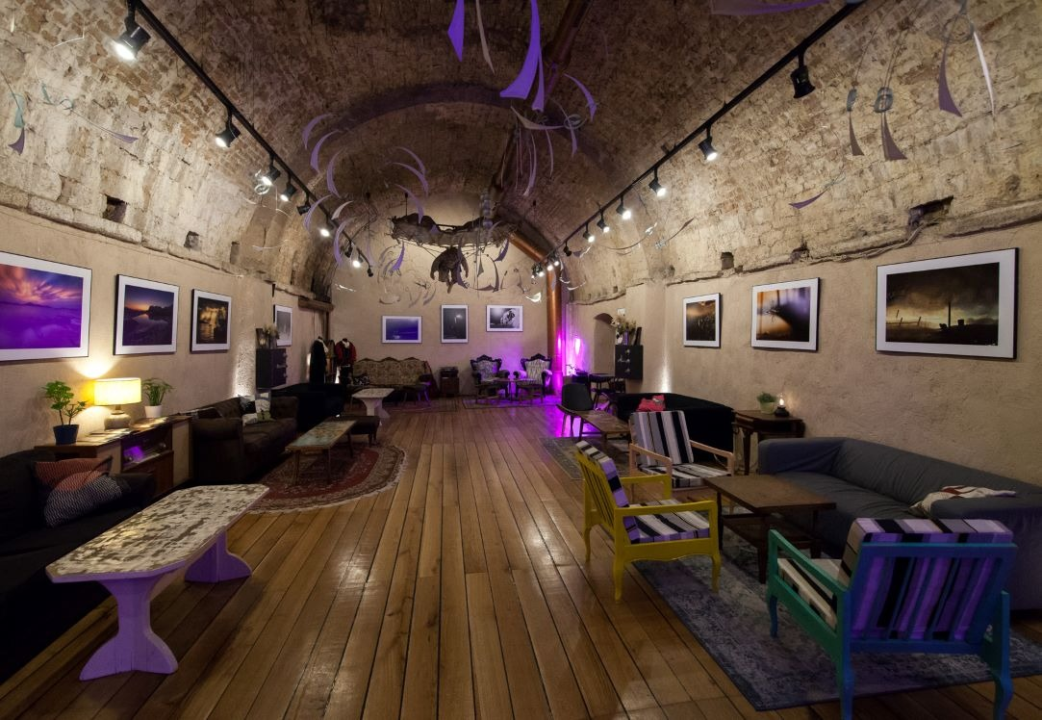 Noć muzeja u šibenskim bunarima: Likovna radionica za djecu, glazba i izložba