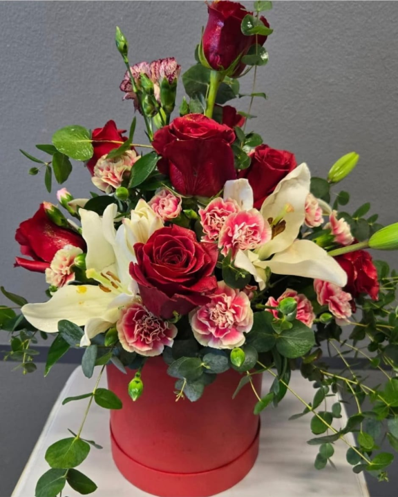 Ne samo za pogrebe: Pronađite savršen buket za voljenu osobu u cvjećarnici na Kvanju!