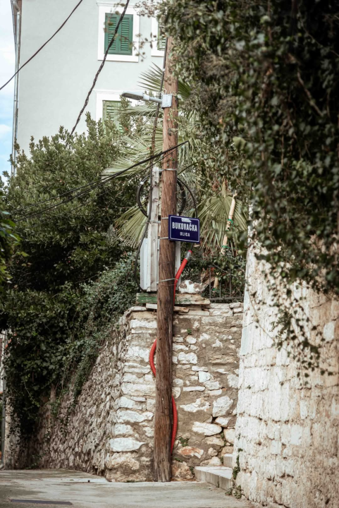 Gorica zimi: U starom šibenskom kvartu 'nema pasa', ali nađe se poneka mačka