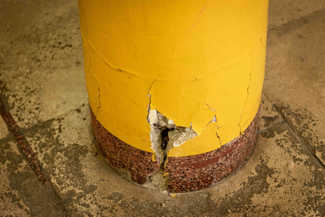 Skela u OŠ Fausta Vrančića 'osigurava' potporni stup