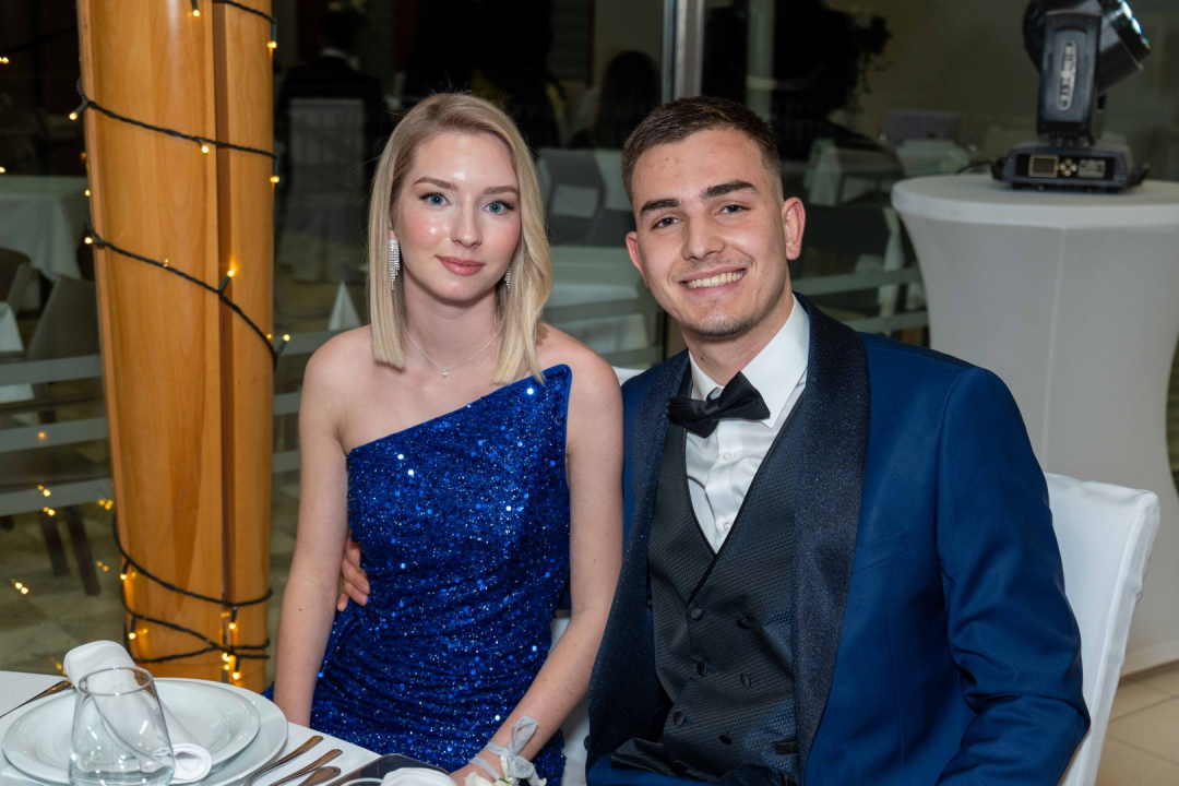 Zavirite na maturalni ples šibenske Medicinske škole (2)