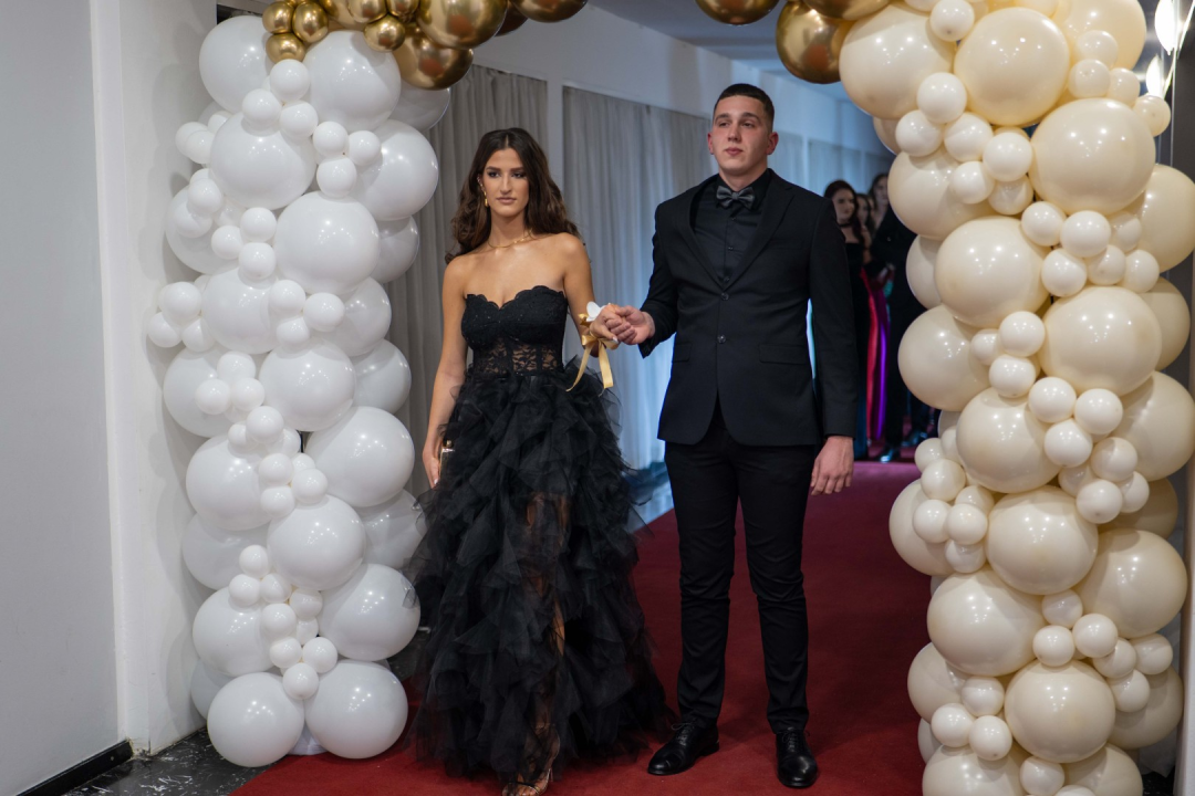 Zavirite na maturalni ples šibenske Medicinske škole (1)