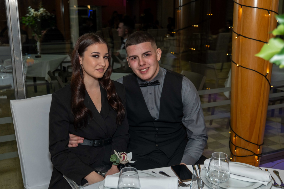 Zavirite na maturalni ples šibenske Medicinske škole (2)