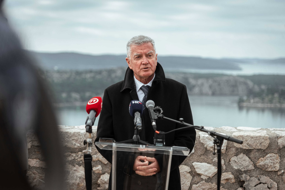 FOTOGALERIJA Paško Rakić i službeno kandidat HDZ-a za župana, a ima i slogan: 'Vrime je da i županija uspije'