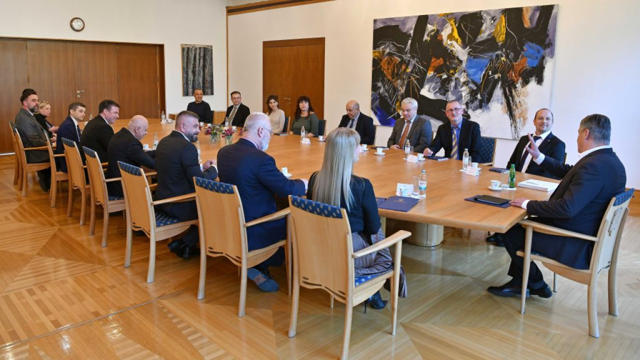 Predsjednik Milanović primio autore Zbornika Kralj Zvonimir