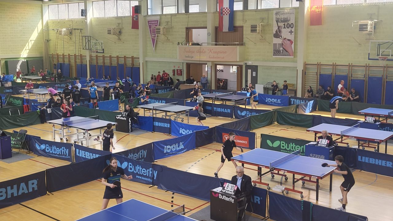 FOTO: Stolnotenisačice Šibenika nastupile u Krapini, Vilmi Despot bronca