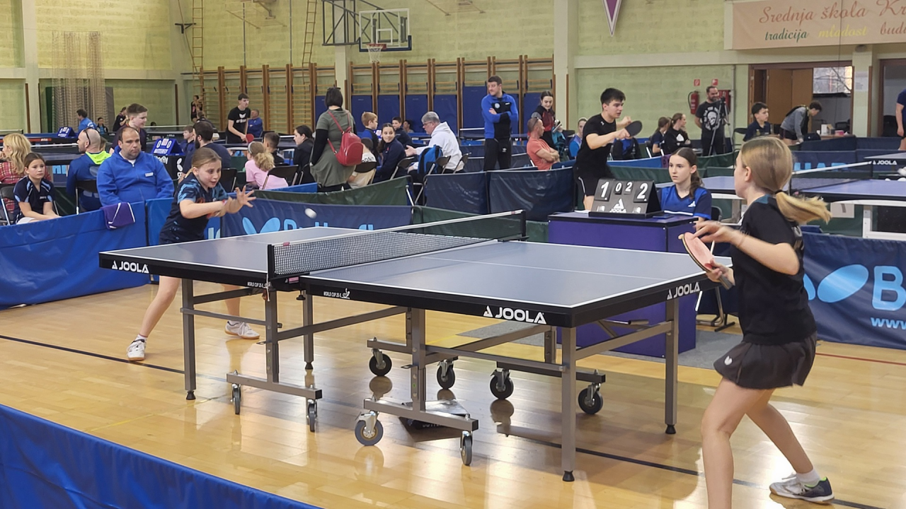 FOTO: Stolnotenisačice Šibenika nastupile u Krapini, Vilmi Despot bronca