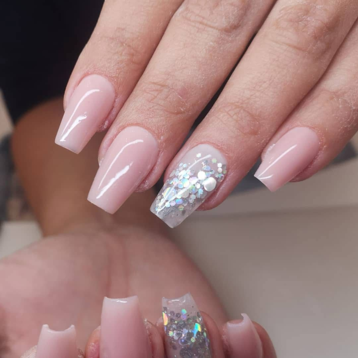 FOTO Beauty Clinic by Tamara proširila svoj tim: Nova stručnjakinja za savršene nokte!