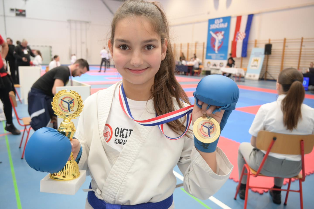 FOTO: Karate klub Okit drugi ukupno na 'Kupu Jadrana' sa 37 medalja
