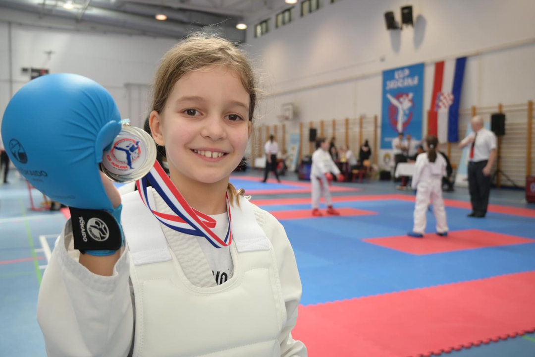 FOTO: Karate klub Okit drugi ukupno na 'Kupu Jadrana' sa 37 medalja
