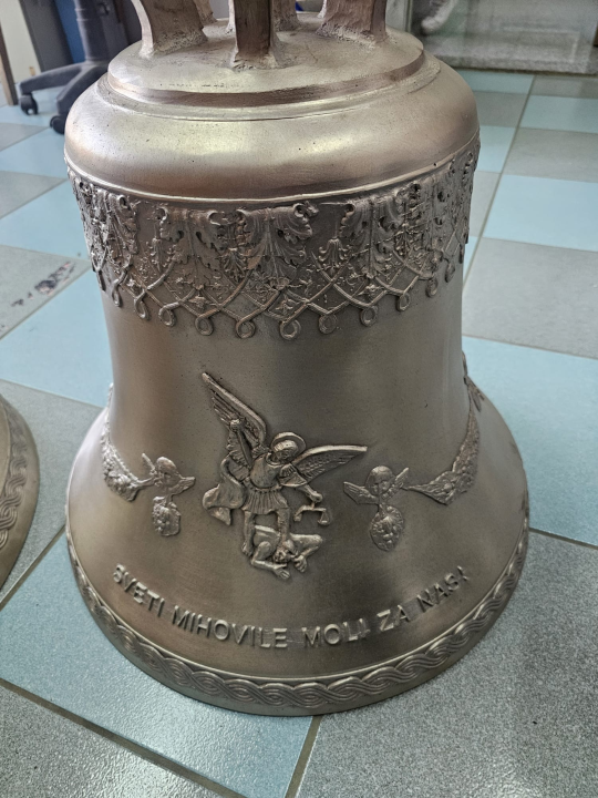 Pomišljaju blagoslovljena i postavljena nova bilička zvona