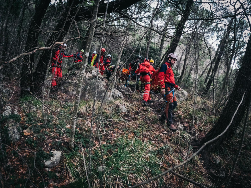Šibenski HGSS-ovci na Biokovu sudjelovali na vježbi stijenskog spašavanja