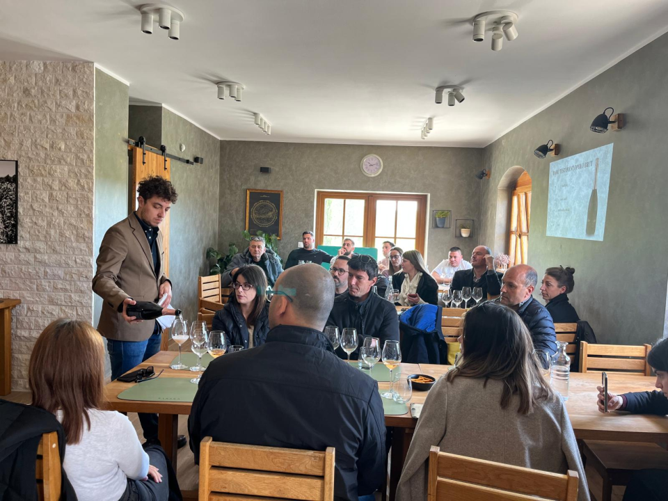 'Autohtone sorte i značajna vina Šibensko-kninske županije': Održana radionica u Vinariji Baraka