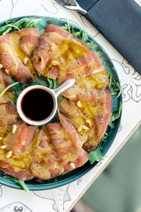 Gastro raj uz more: Bistro & Bar Pomalo ponovno otvara svoja vrata za nadolazeću sezonu