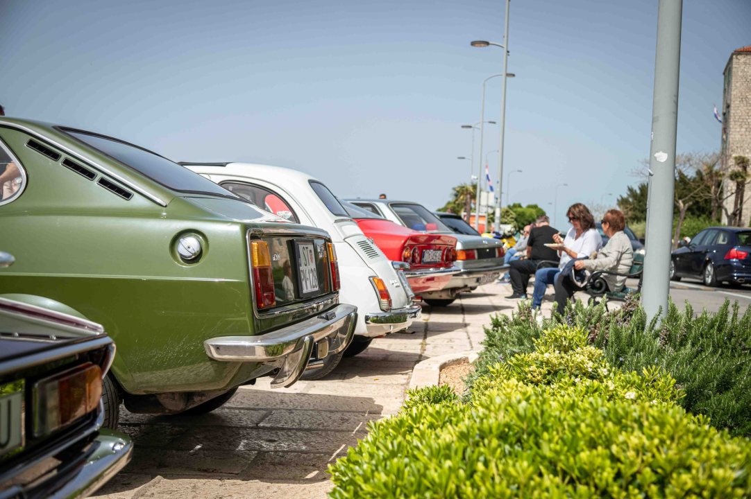 Oldtimeri u Šibeniku