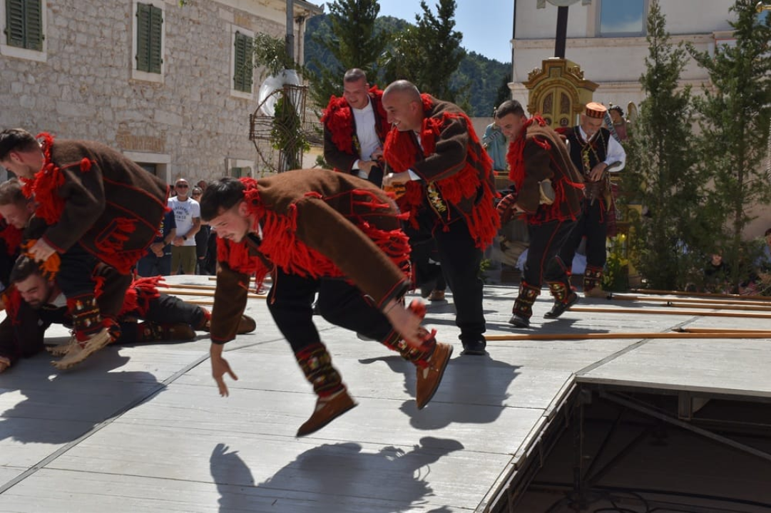 Mirlovićke žudije na festivalu u Opuzenu