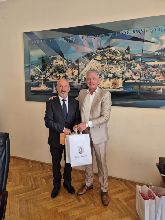 Veleposlanik Sjeverne Makedonije posjetio gradonačelnika Burića