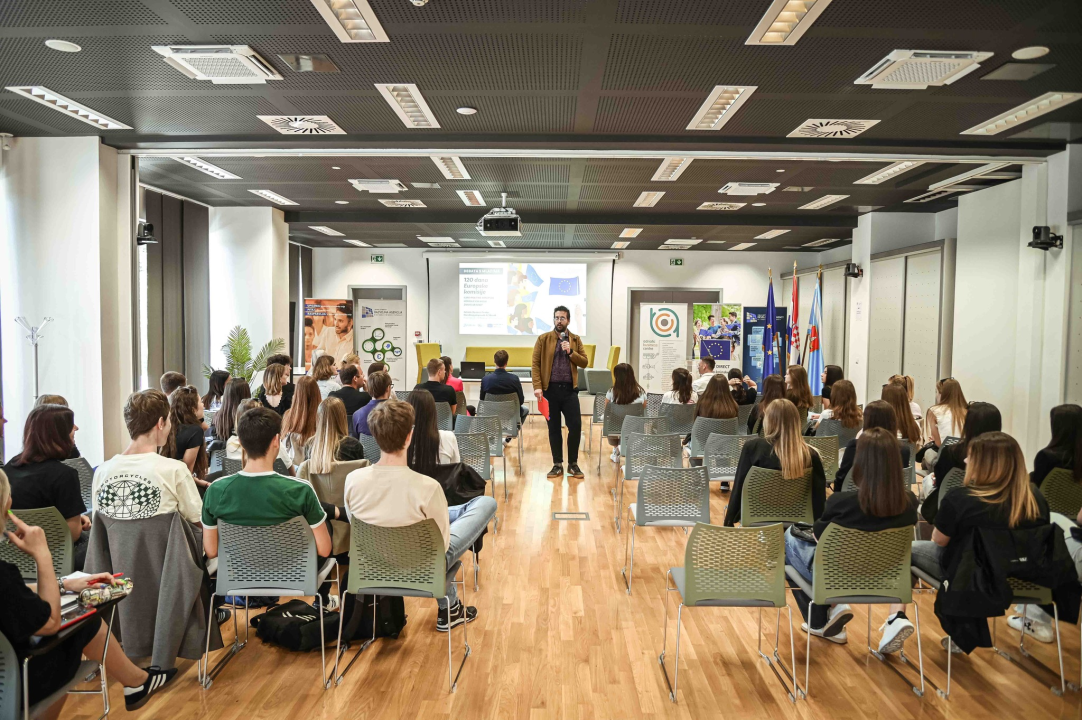 FOTO: U ABC-u održana rasprava o prvih 120 dana rada nove Europske komisije