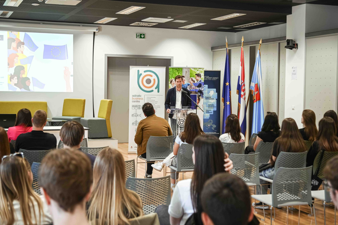 FOTO: U ABC-u održana rasprava o prvih 120 dana rada nove Europske komisije