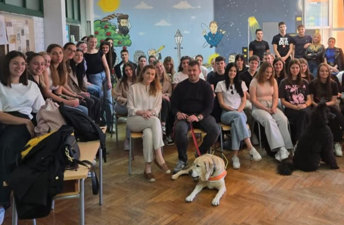 Heroji na četiri noge: Šibenska Medicinska škola obilježila Svjetski dan pasa vodiča